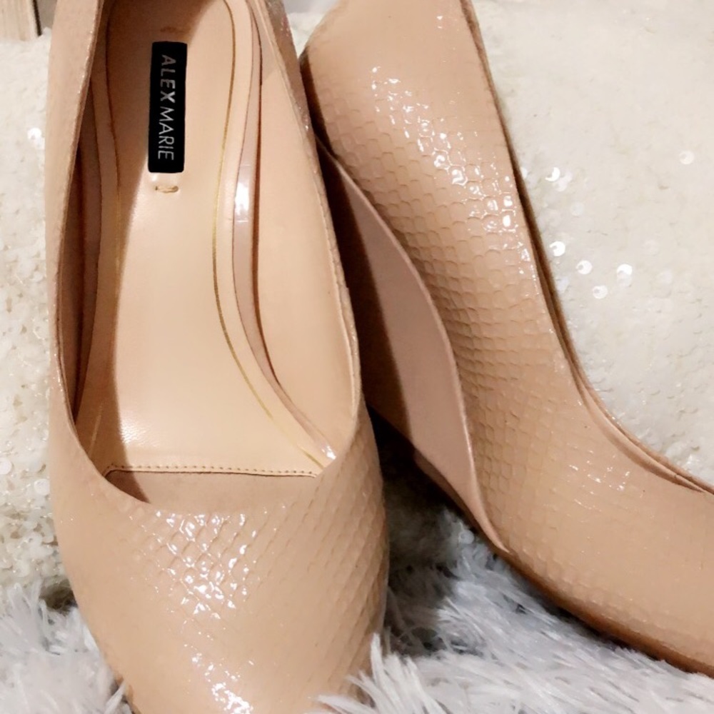 Classic Slim Wedge Heels